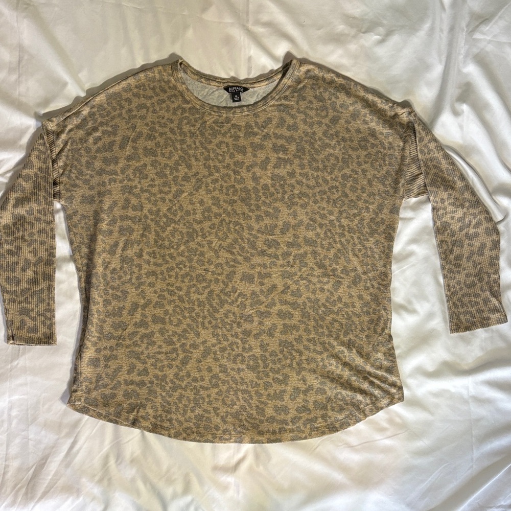 Buffalo David Bitton Gold and Brown Leopard Print Long Sleeve Top